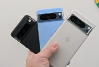 Google Pixel 8 Pro Magic Editor vs Adobe Photoshop AI